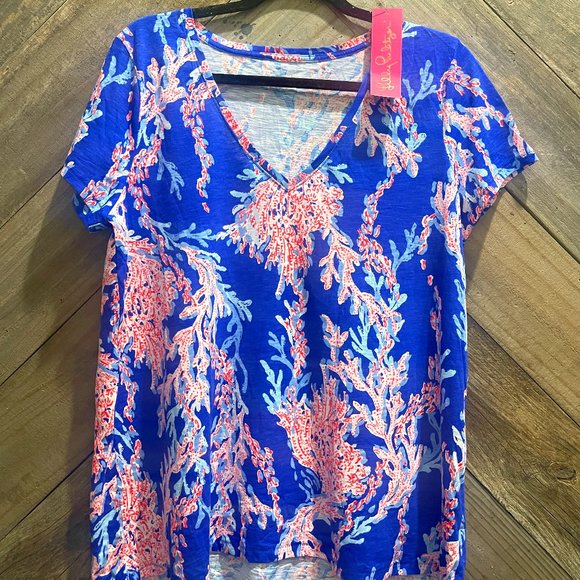 Lilly Pulitzer Etta V-Neck - Picture 2 of 2